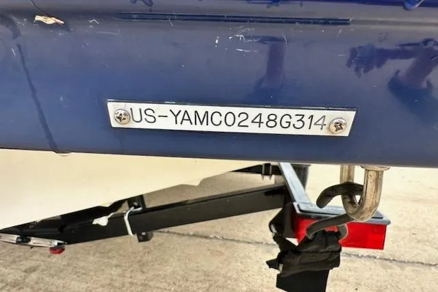 Slide: The Image of 2014 Yamaha Boats SX190 hull identification number on blue exterior. - 24