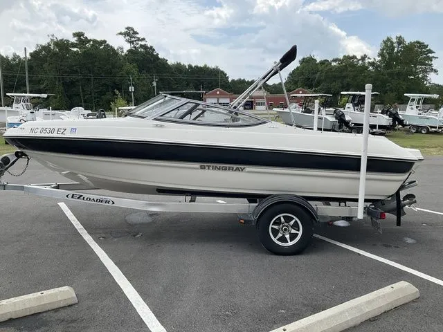 Slide: The Image of Stingray 198LS 2017 - 11