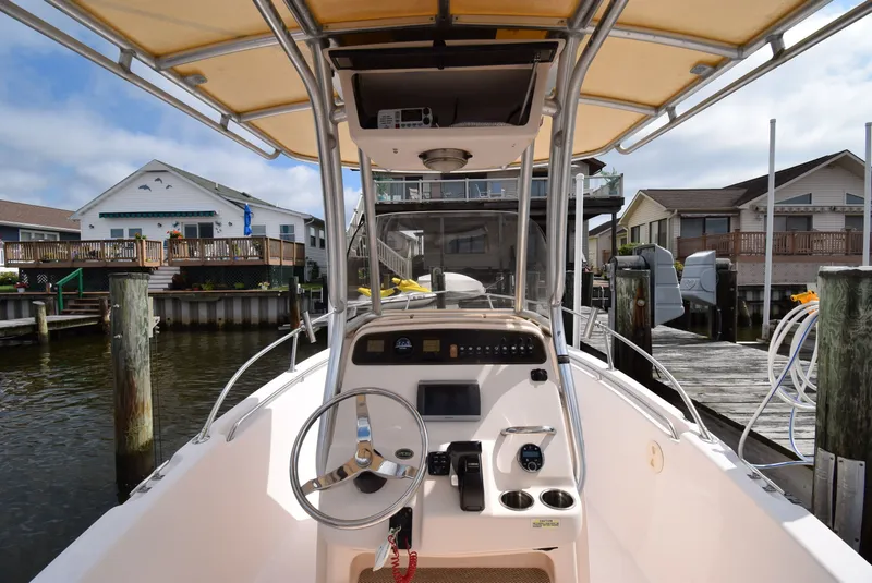 Slide: The Image of Grady-White Fisherman 209 2013 - 12