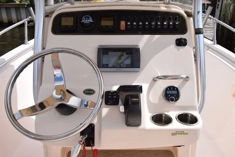 Slide: The Image of Grady-White Fisherman 209 2013 - 13