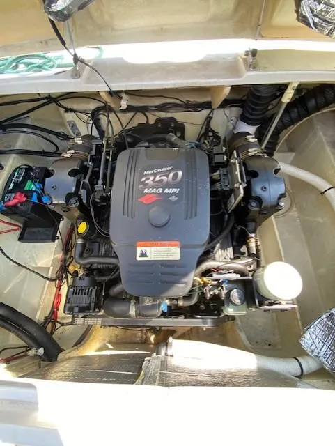 Slide: The Image of Engine compartment of 2006 Four Winns 244 Funship with MerCruiser 350 MAG MPI engine. - 11