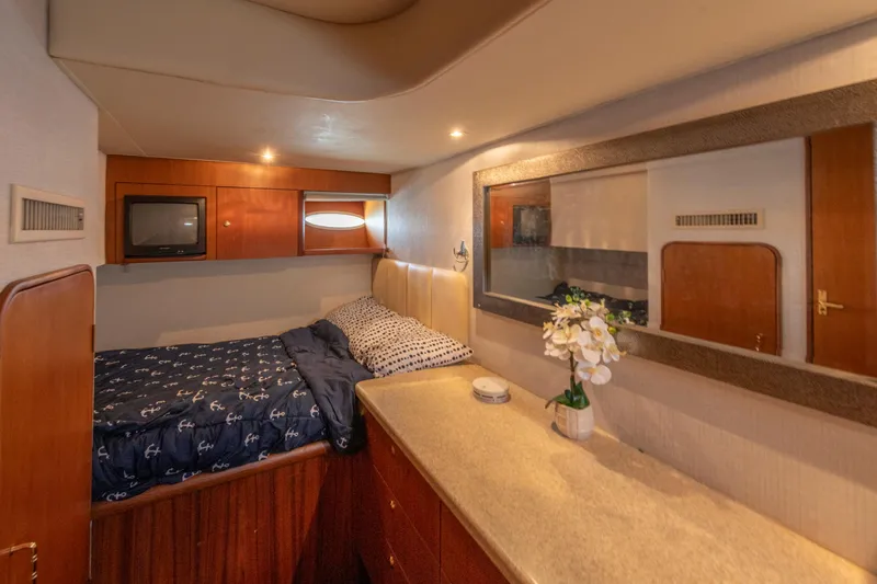 Slide: The Image of Ocean Yachts 48 Express 1999 - 52