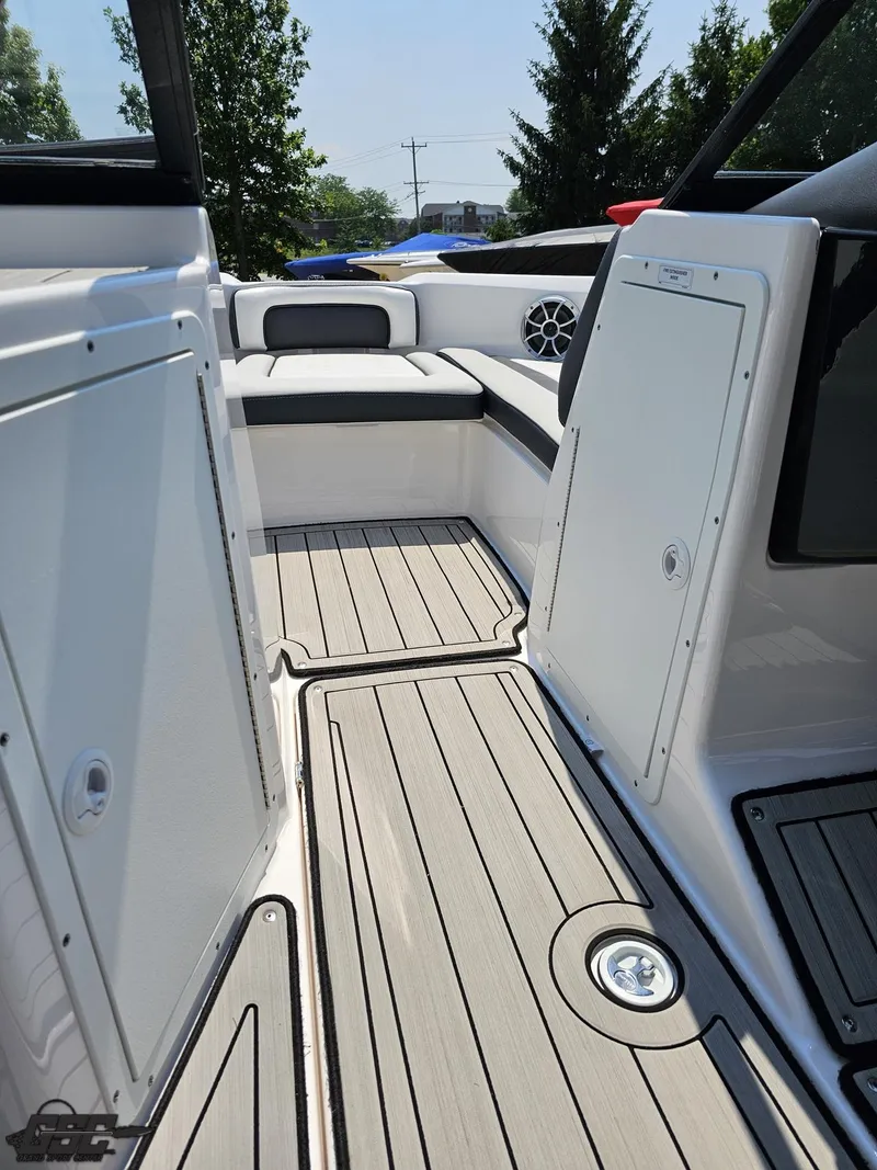 Slide: The Image of Yamaha 195S 2022 - 59