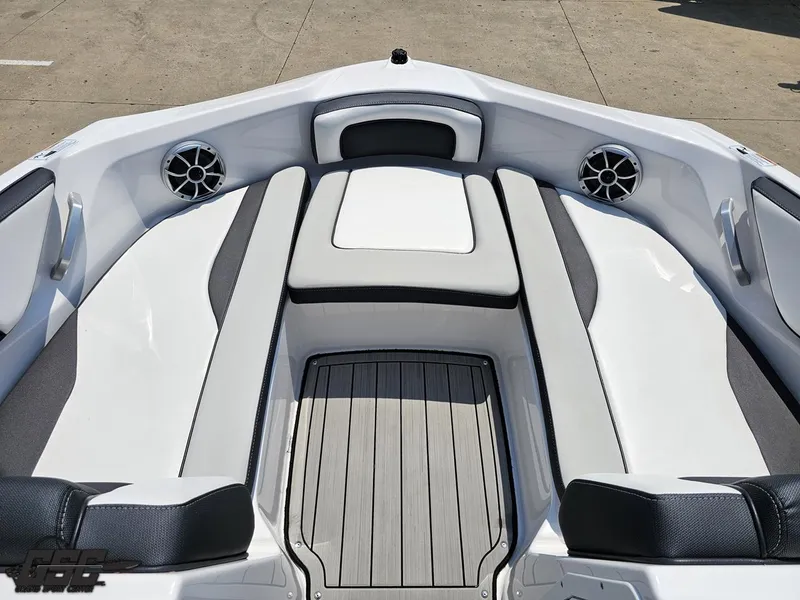 Slide: The Image of Yamaha 195S 2022 - 63