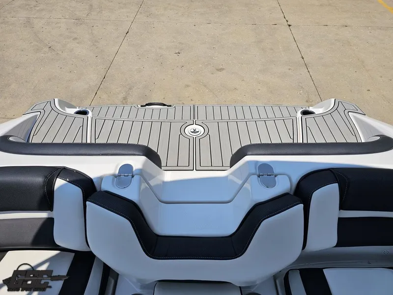 Slide: The Image of Yamaha 195S 2022 - 92