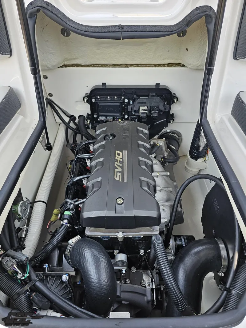 Slide: The Image of Yamaha 195S 2022 - 93