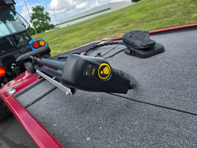 Slide: The Image of 2024 Tracker Bass Tracker Classic XL boat with trolling motor on deck. - 5