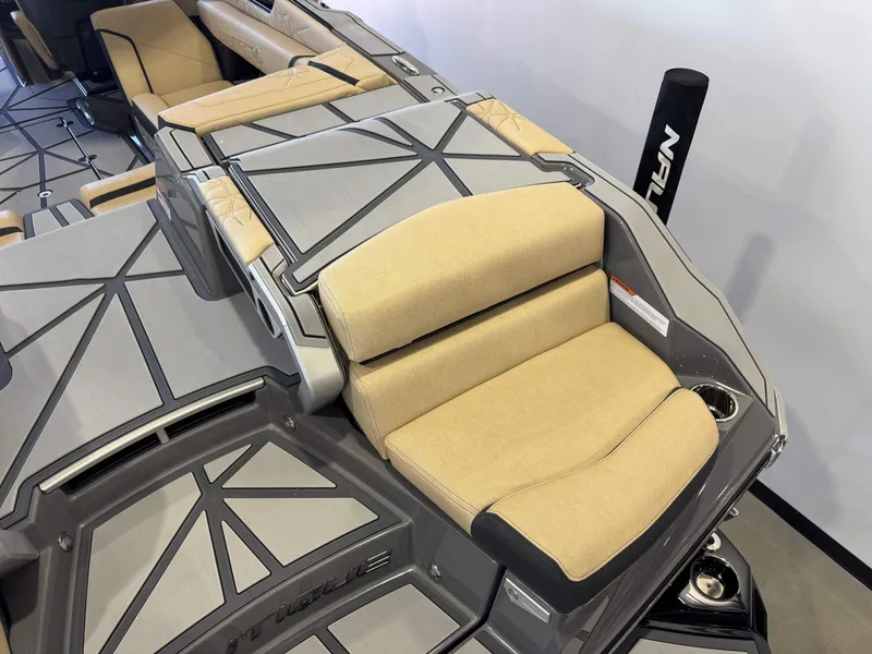 Slide: The Image of Nautique Super Air Nautique G23 Paragon 2026 - 11