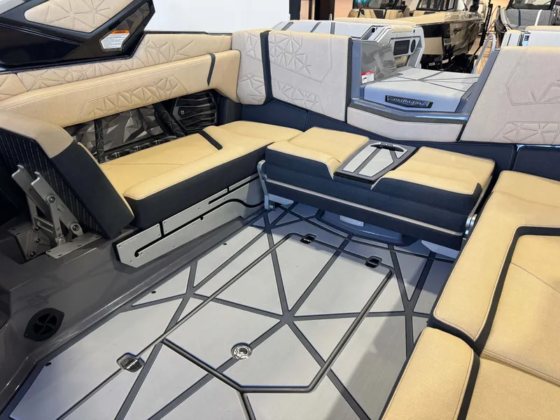 Slide: The Image of Nautique Super Air Nautique G23 Paragon 2026 - 18