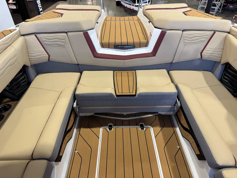 Slide: The Image of Nautique Super Air Nautique G23 2026 - 27