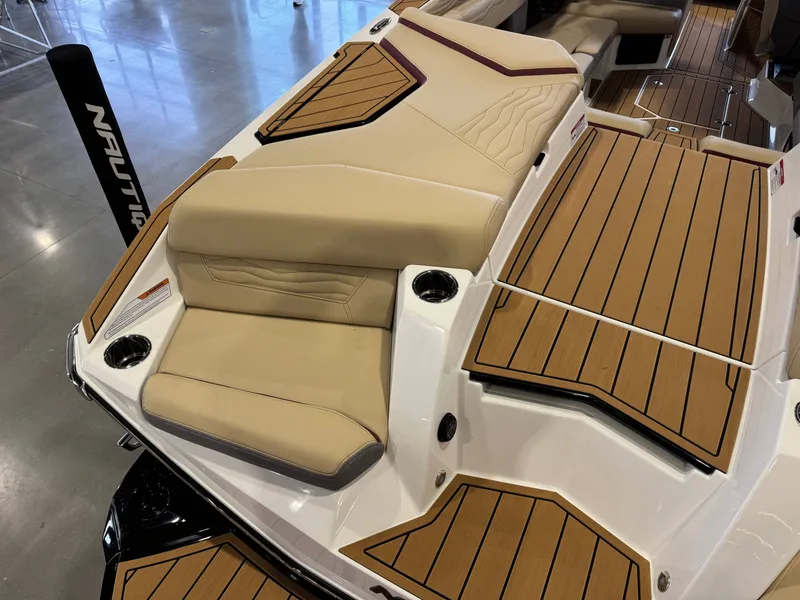 Slide: The Image of Nautique Super Air Nautique G23 2026 - 12