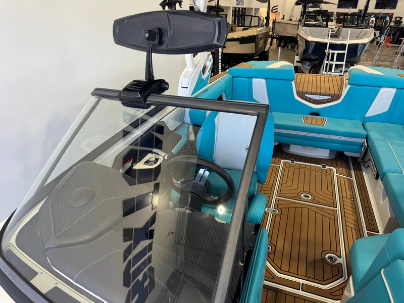 Slide: The Image of Nautique Super Air Nautique G23 2018 - 19