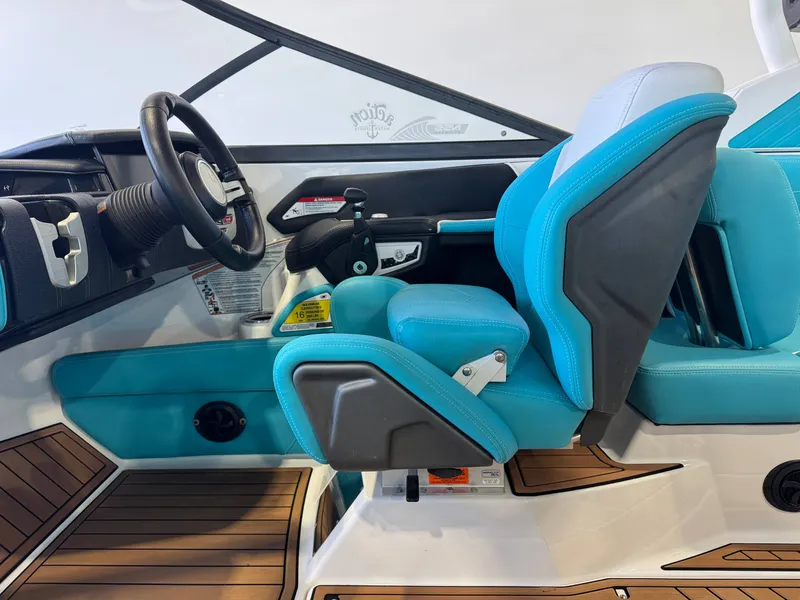 Slide: The Image of Nautique Super Air Nautique G23 2018 - 22