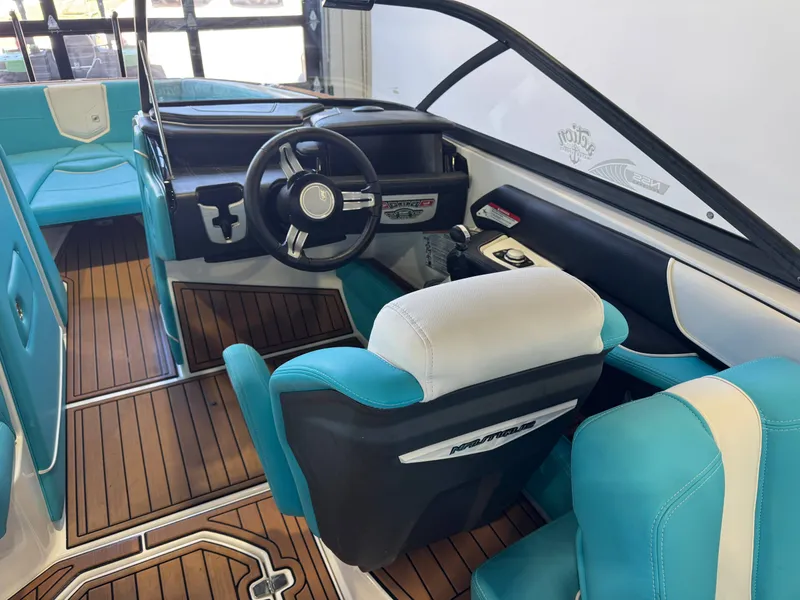 Slide: The Image of Nautique Super Air Nautique G23 2018 - 23