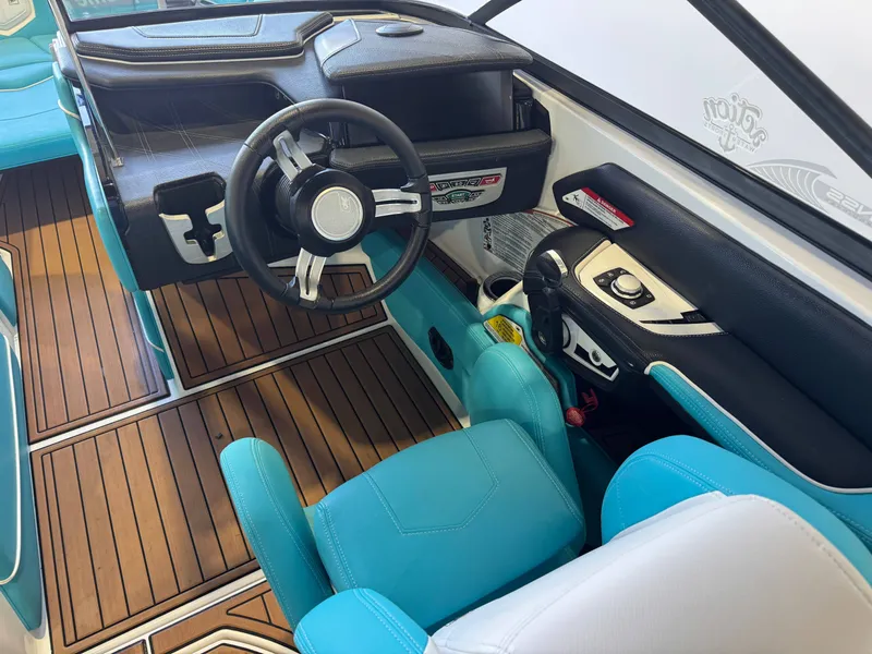 Slide: The Image of Nautique Super Air Nautique G23 2018 - 24