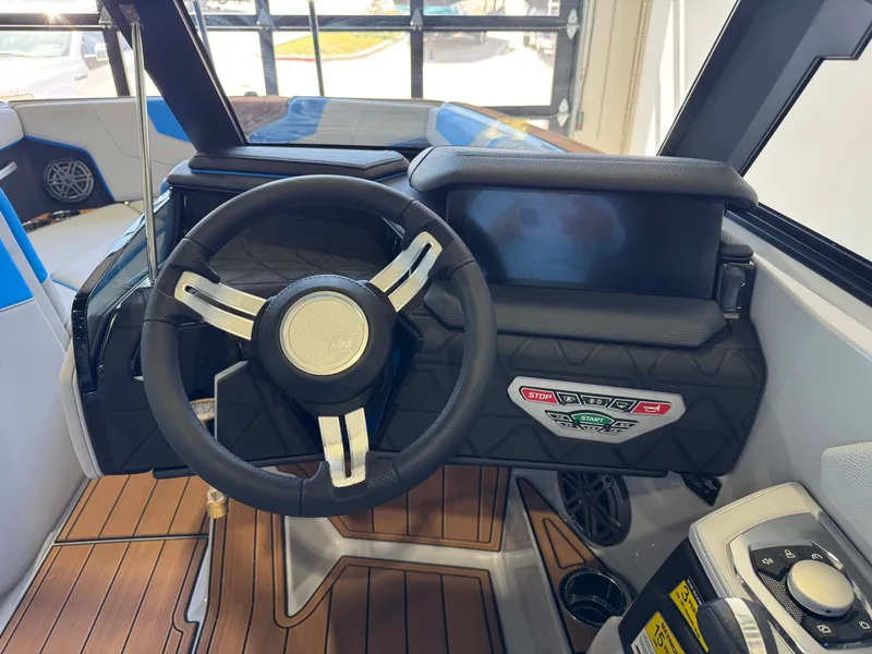 Slide: The Image of Nautique Super Air Nautique GS22 2026 - 25