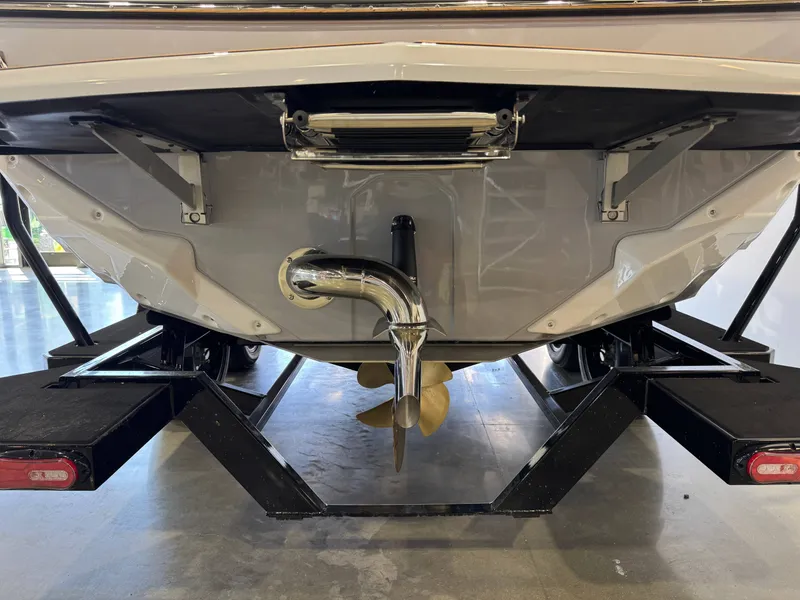 Slide: The Image of Nautique Super Air Nautique GS22 2026 - 6