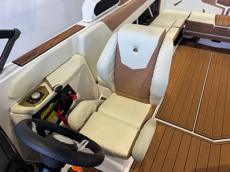 Slide: The Image of Nautique Super Air Nautique GS24 2026 - 20