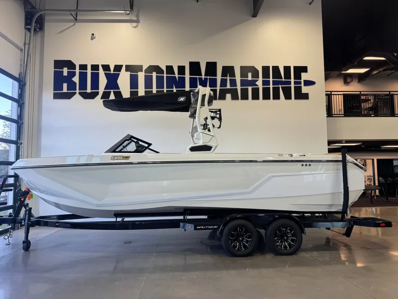 Slide: The Image of Nautique Super Air Nautique GS24 2026 - 4