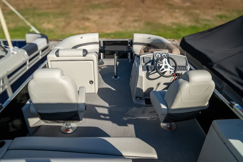 Slide: The Image of Starcraft EX20 Q DH - Tritoon 2026 - 9