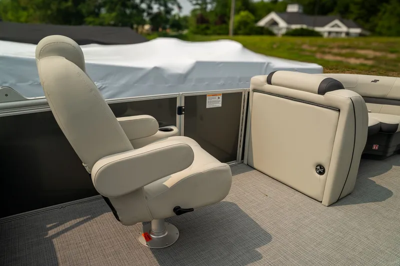 Slide: The Image of Starcraft EX22 Q DH 2026 - 15