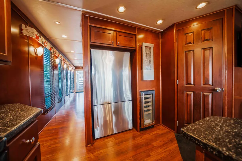 Slide: The Image of Monticello Houseboat 2008 - 56