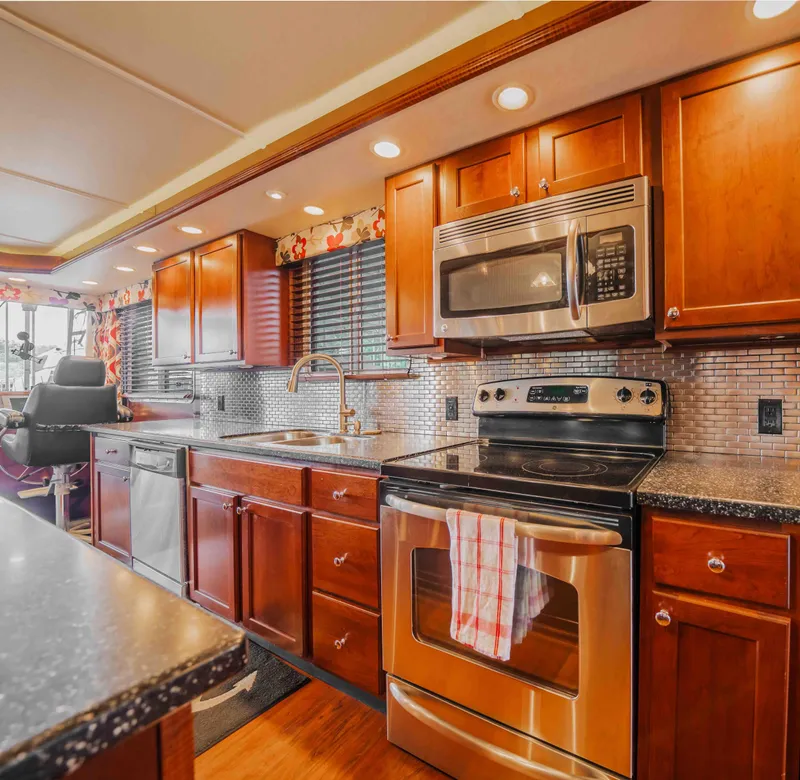 Slide: The Image of Monticello Houseboat 2008 - 57