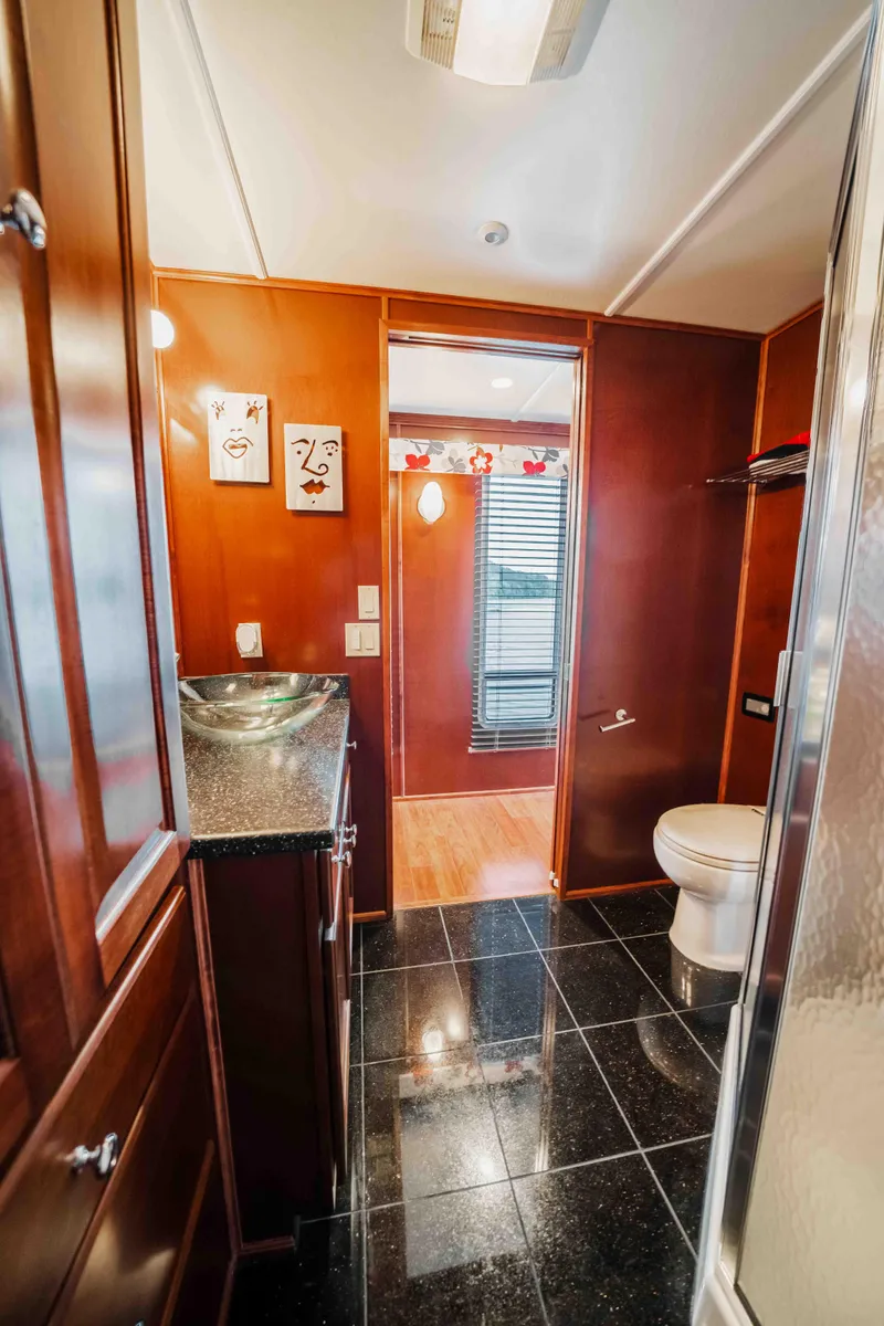 Slide: The Image of Monticello Houseboat 2008 - 64