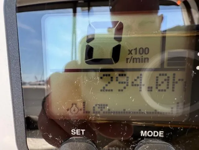 Slide: The Image of Close-up of a Wellcraft 290 Coastal 2015 boat display showing 294.0 hours. - 25