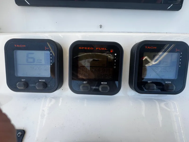 Slide: The Image of Edgewater 318CC 2007 - 21