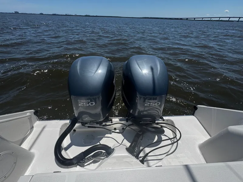 Slide: The Image of Edgewater 318CC 2007 - 33