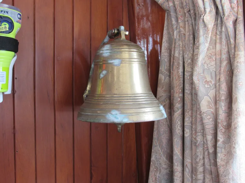 Slide: The Image of Island Trader 40 Motor Sailor 1982 - 23