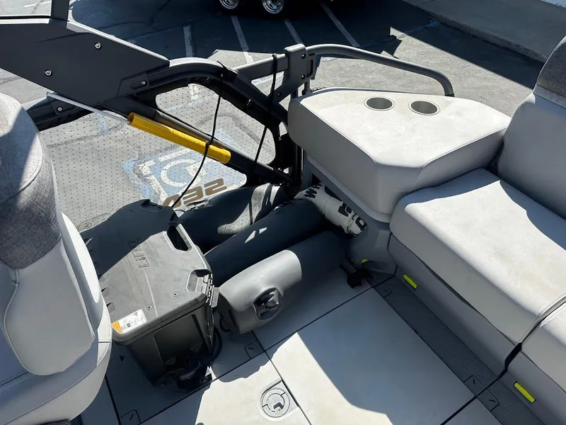 Slide: The Image of Sea-Doo Switch Sport 21 2022 - 12