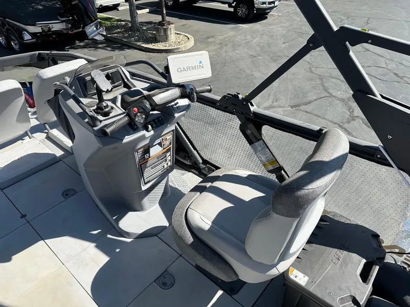 Slide: The Image of Sea-Doo Switch Sport 21 2022 - 13