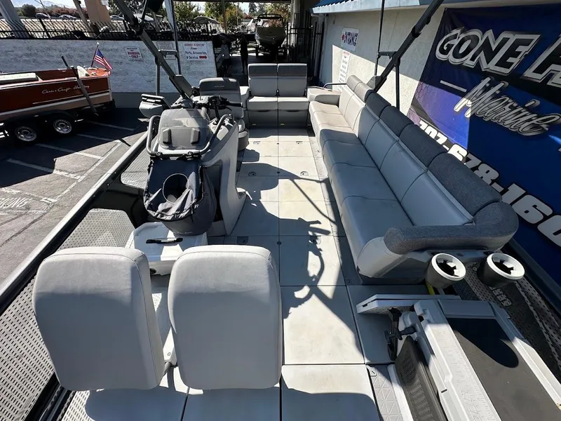 Slide: The Image of Sea-Doo Switch Sport 21 2022 - 21