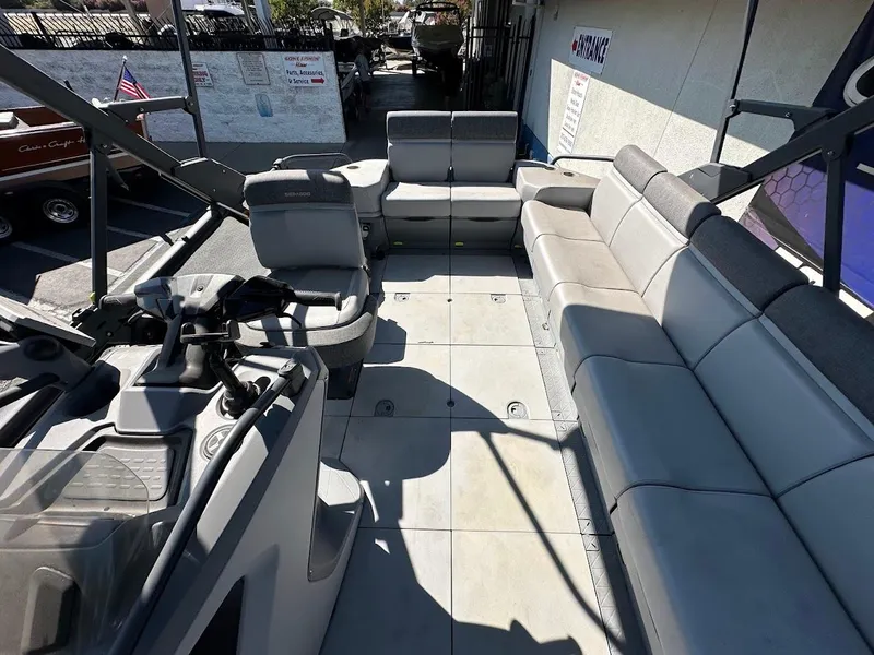 Slide: The Image of Sea-Doo Switch Sport 21 2022 - 9