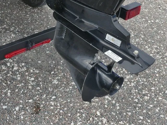 Slide: The Image of Sun Tracker Party Barge 18 DLX 2019 - 12