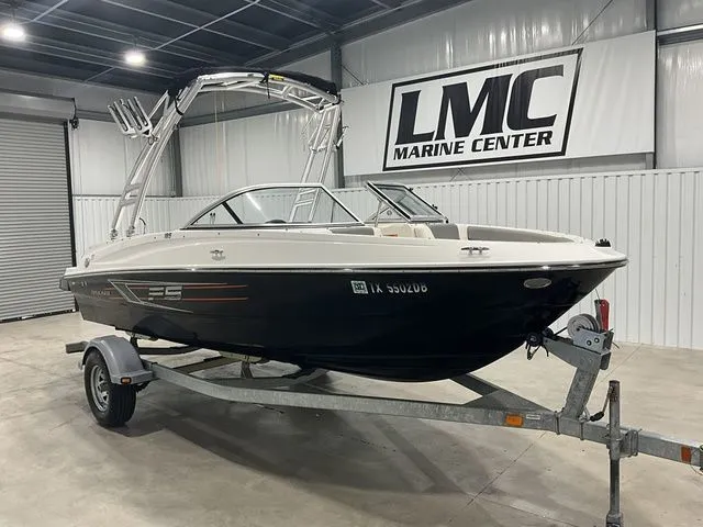 Slide: The Image of Bayliner 185 Bowrider 2015 - 5