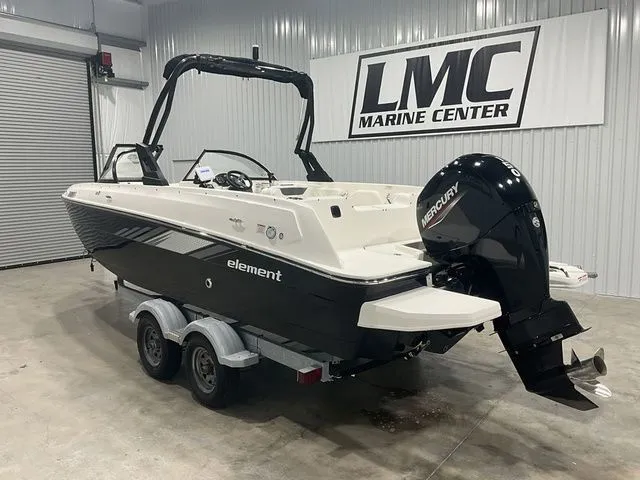 Slide: The Image of Bayliner Element E21 2022 - 9