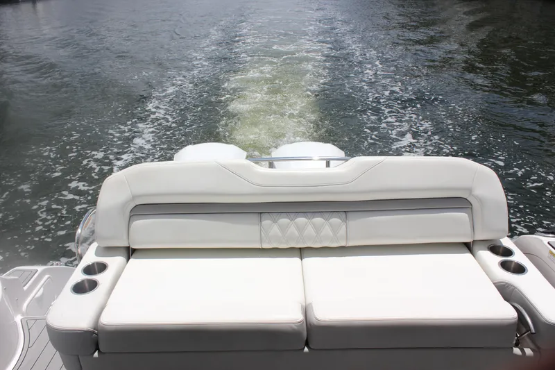 Slide: The Image of Regal 33 XO 2021 - 67