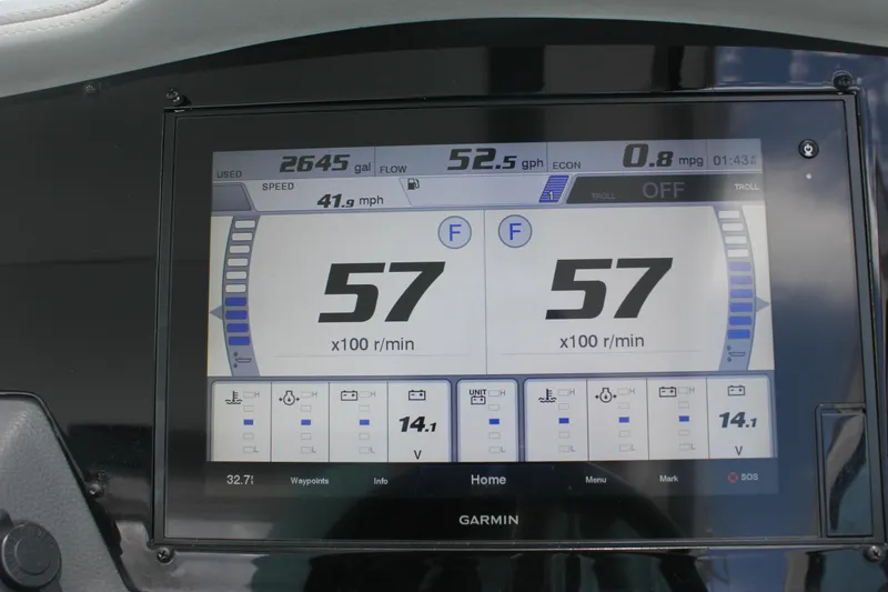 Slide: The Image of Regal 33 XO 2021 - 76