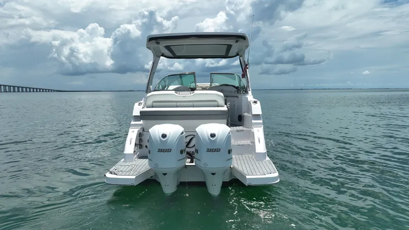 Slide: The Image of Regal 33 XO 2021 - 90