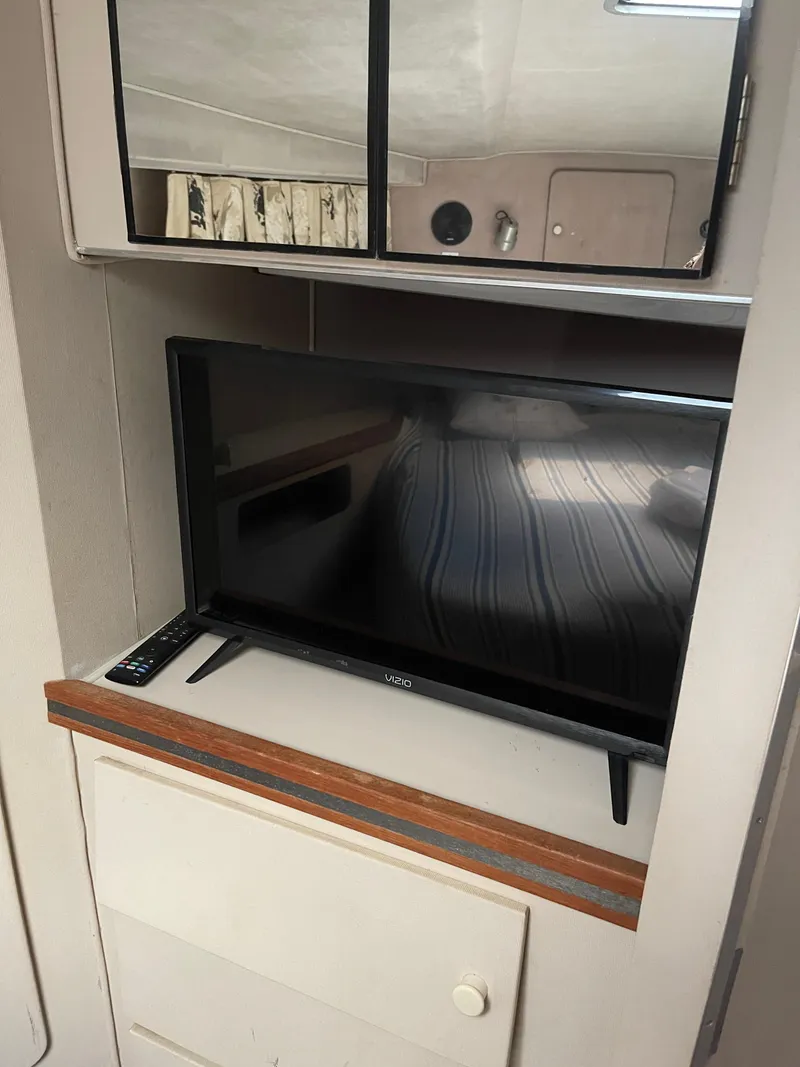 Slide: The Image of 40 Trojan 12 Meter Convertible - 29