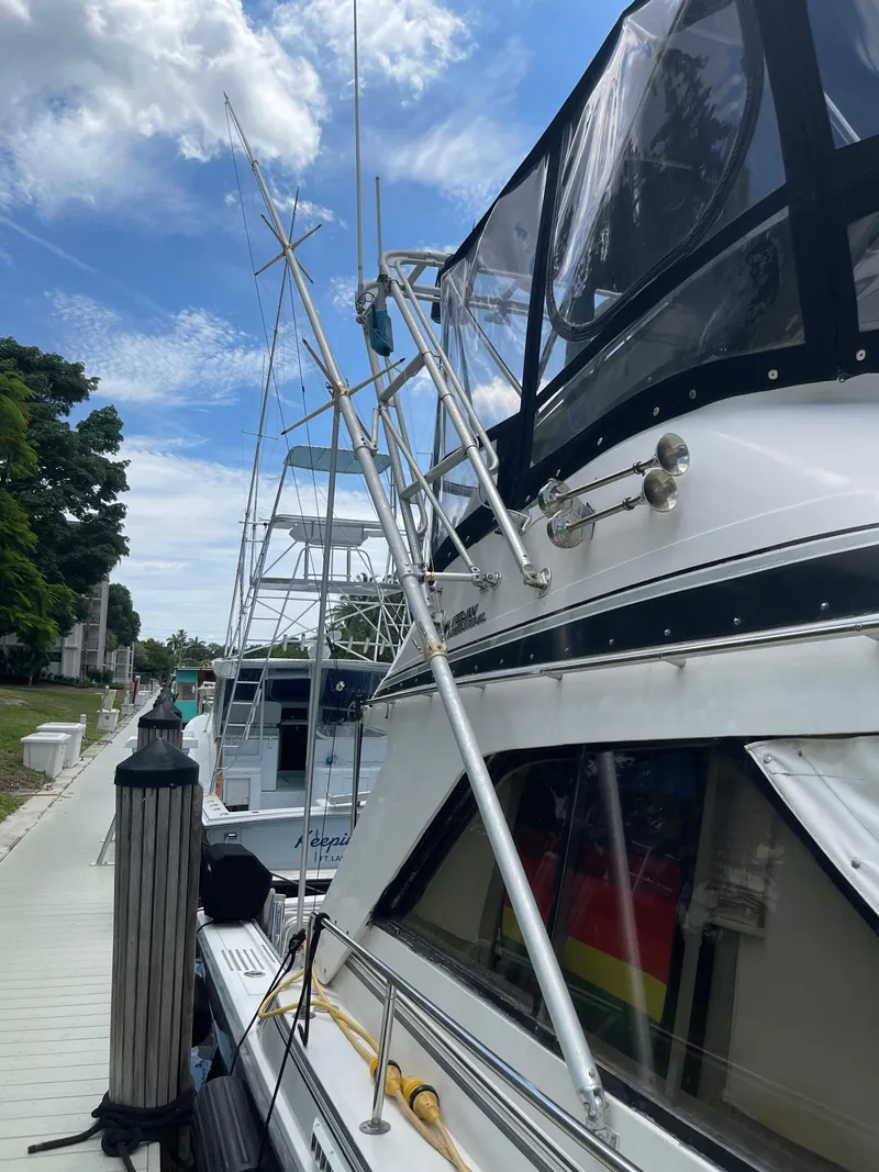 Slide: The Image of 40 Trojan 12 Meter Convertible - 9