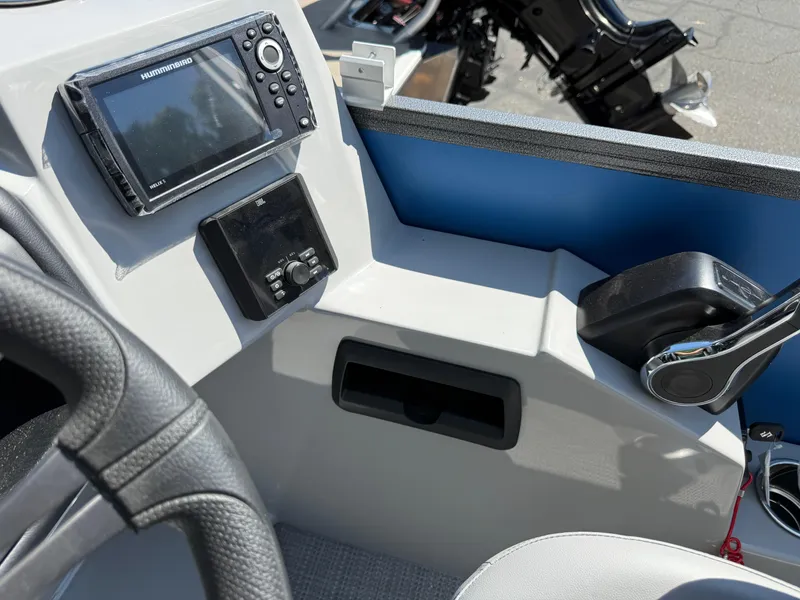 Slide: The Image of Control panel of 2026 Bentley Pontoons Legacy 243 Swingback Dual Capt. with navigation system. - 28
