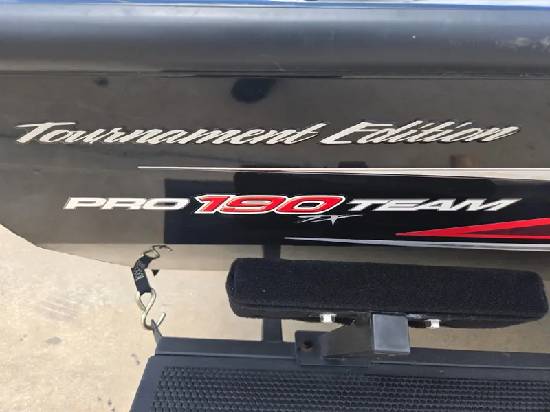 Slide: The Image of 2019 Tracker Pro Team 190 TX Tournament Edition boat logo detail. - 13