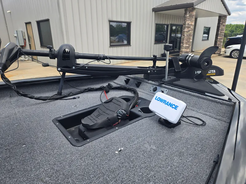 Slide: The Image of 2019 Tracker Pro Team 190 TX boat with Lowrance electronics and Minn Kota trolling motor. - 6