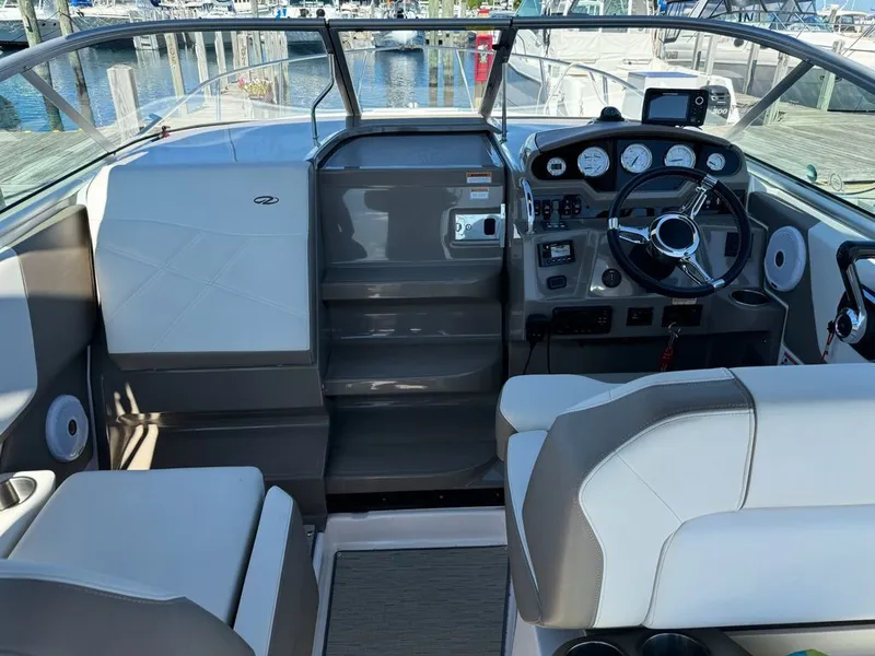 Slide: The Image of Regal 26 Express 2018 - 4