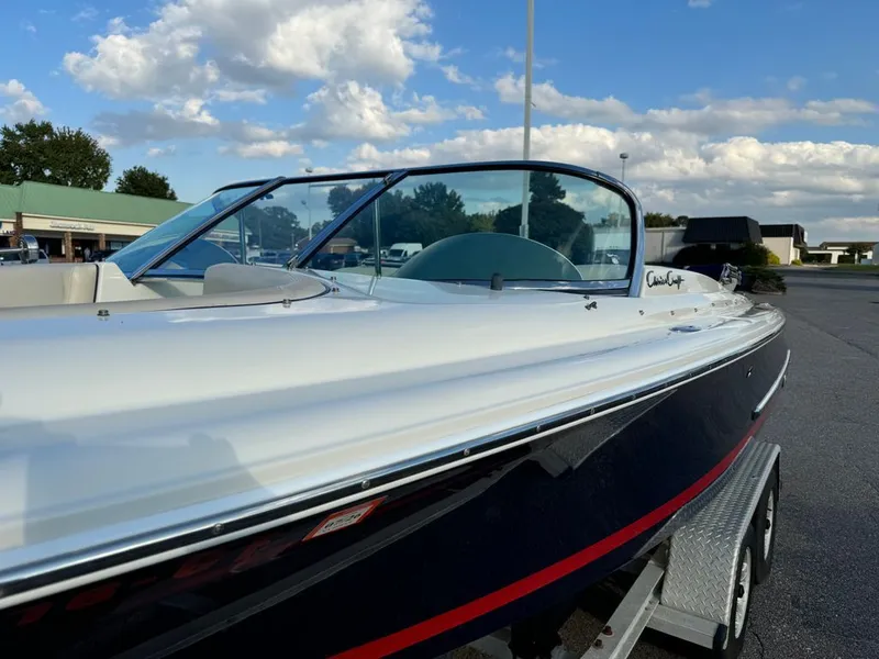 Slide: The Image of Chris-Craft 22 LAUNCH 2005 - 14