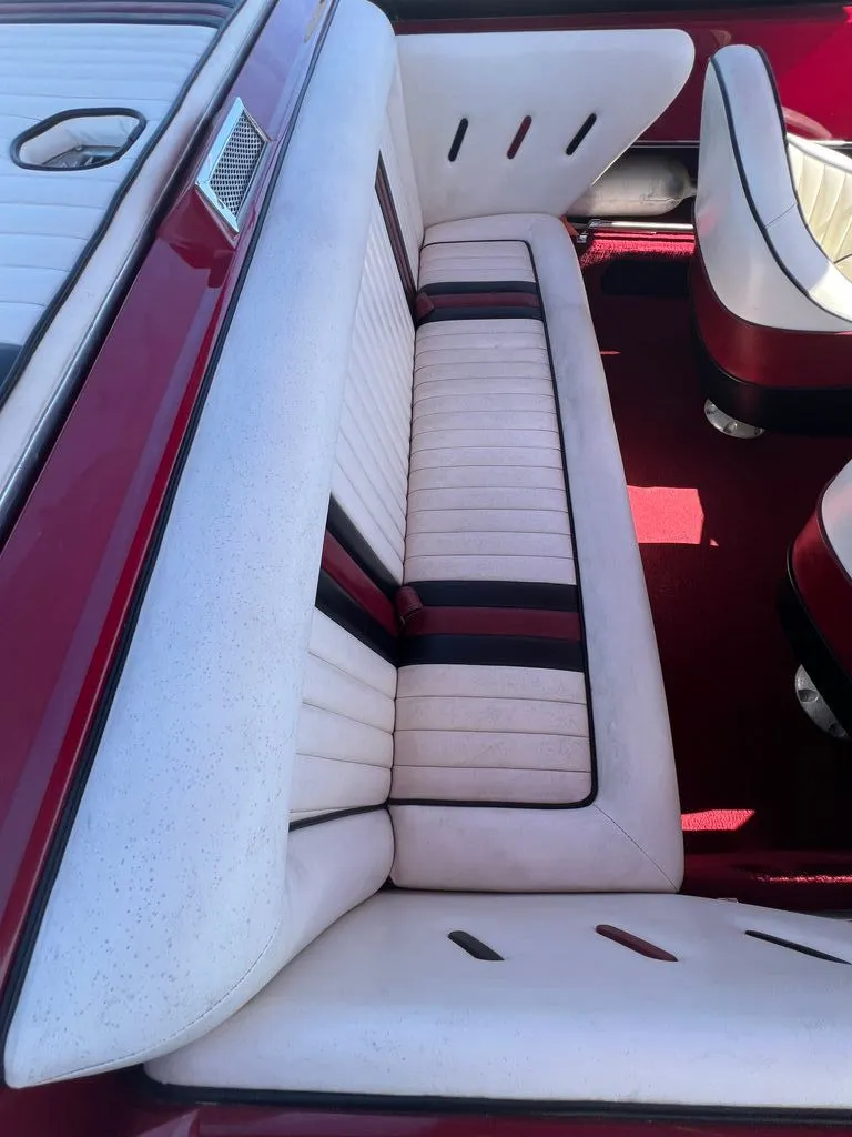 Slide: The Image of Checkmate Vision 221 Magnum 1988 - 6